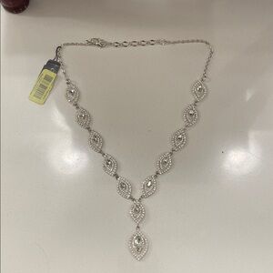 Elegant Silver Necklace